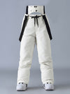 Salopette de ski SnowPeak StormGuard pour homme, isolée et résistante aux intempéries.