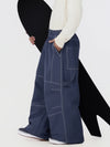 Pantalon de ski ample UrbanCraft Workwear pour homme, avec conception offrant une mobilité accrue des genoux.
