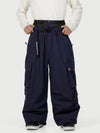 Pantalon de neige cargo ample et fonctionnel pour homme, avec ceinture utilitaire et poches multiples.