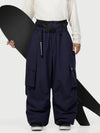 Pantalon de neige cargo ample et fonctionnel pour homme, avec ceinture utilitaire et poches multiples.