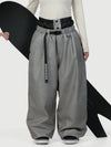 Pantalon de neige ample OG pour femme, style urbain et inspiré des vêtements de travail, avec rivets apparents.