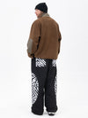 Pull en polaire sherpa synthétique pour homme et pantalon de ski cargo réfléchissant.