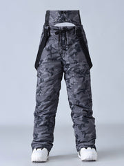 Salopette de ski SnowPeak StormGuard pour homme, isolée et résistante aux intempéries.