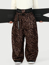 Pantalon de neige ample OG pour homme, style urbain, inspiré des vêtements de travail, avec rivets apparents et coupe large.
