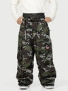 Pantalon de neige cargo ample et fonctionnel pour homme, avec ceinture utilitaire et poches multiples.