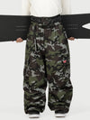 Pantalon de neige cargo ample et fonctionnel pour homme, avec ceinture utilitaire et poches multiples.