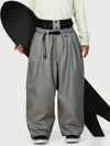 Pantalon de neige ample OG pour homme, style urbain, inspiré des vêtements de travail, avec rivets apparents et coupe large.