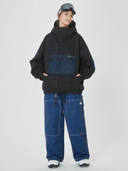 Combinaison de snowboard ample pour femme, style freeride.